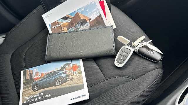 Hyundai TUCSON 1.6 TGDi Hybrid 230 Premium 5dr 2WD Auto Hybrid Estate
