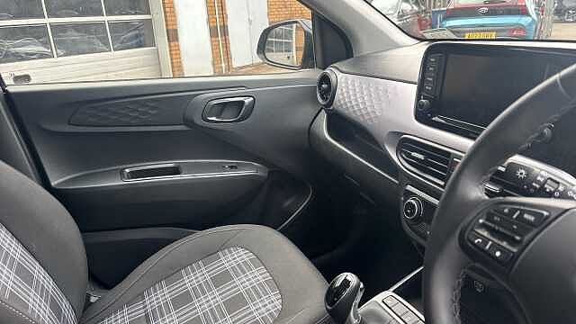 Hyundai i10 1.0 [63] Premium 5dr Auto [Nav] Petrol Hatchback