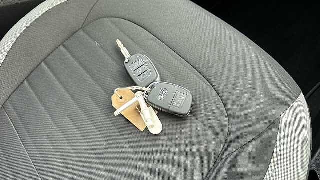 Hyundai i10 1.0 [63] Advance 5dr Auto [Nav] Petrol Hatchback