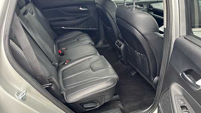 Hyundai SANTA FE 1.6 TGDi Hybrid Ultimate 5dr Auto Hybrid Estate