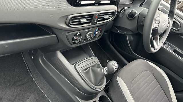 Hyundai i10 1.0 [63] Advance 5dr [Nav] Petrol Hatchback