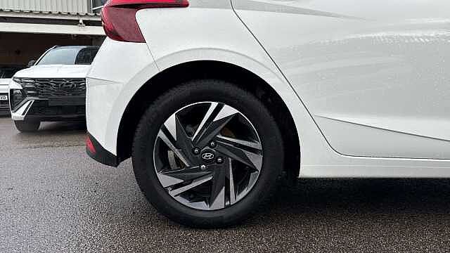 Hyundai i20 1.0T GDi 48V MHD SE Connect 5dr Petrol Hatchback