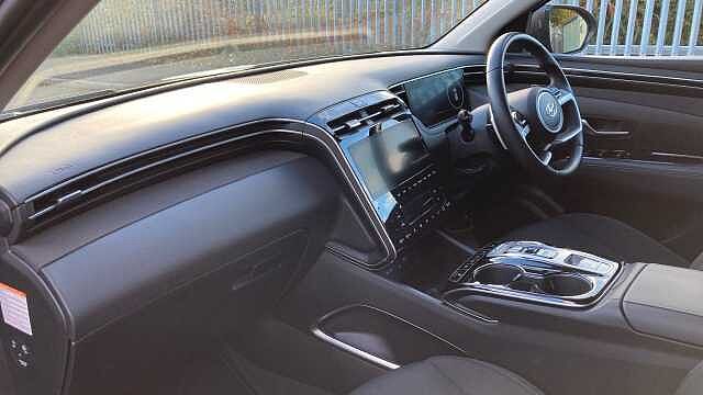 Hyundai TUCSON 1.6 TGDi Plug-in Hybrid Premium 5dr 4WD Auto Estate