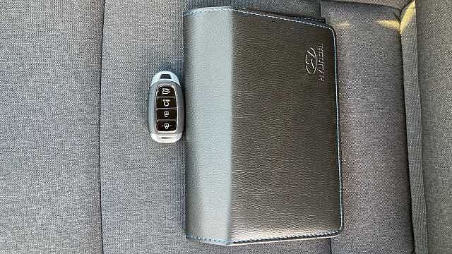 Hyundai INSTER 85kW 02 49kWh 5dr Auto Electric Hatchback