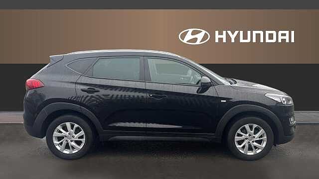 Hyundai TUCSON 1.6 CRDi 48V MHD SE Nav 5dr 2WD Diesel Estate Black