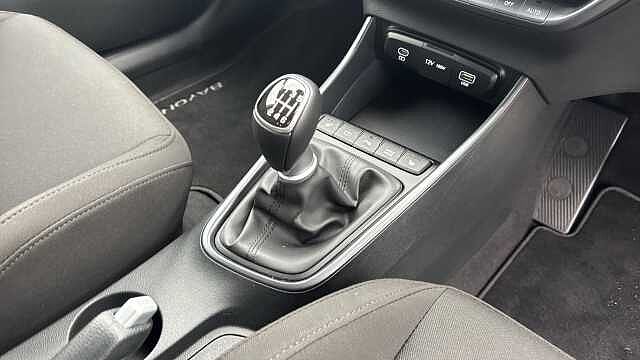 Hyundai BAYON 1.0 TGDi Premium 5dr Petrol Hatchback White