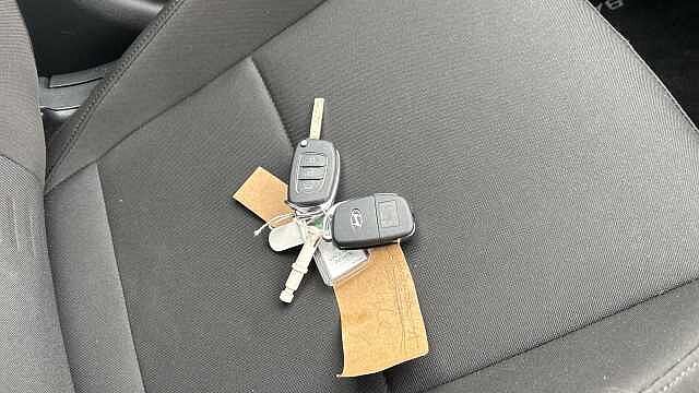 Hyundai BAYON 1.0 TGDi Premium 5dr Petrol Hatchback White