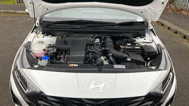 Hyundai I20 1.0T GDi 90 Tech Line 5dr DCT Petrol Hatchback Atlas White - Solid