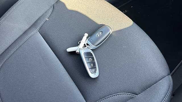 Hyundai TUCSON 1.6 TGDi Hybrid 230 Premium 5dr 2WD Auto Hybrid Estate