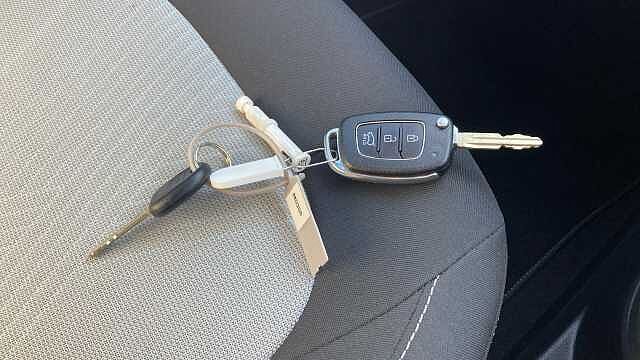 Hyundai i10 1.2 MPi Premium 5dr Petrol Hatchback