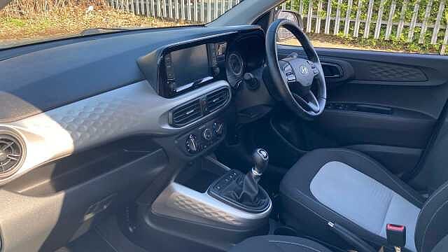 Hyundai i10 1.2 MPi Premium 5dr Petrol Hatchback