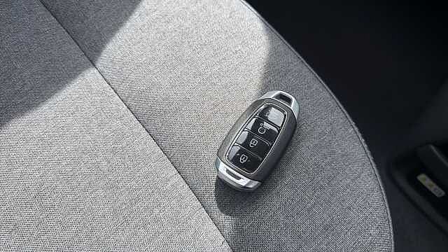 Hyundai INSTER 85kW Cross 49kWh 5dr Auto Electric Hatchback