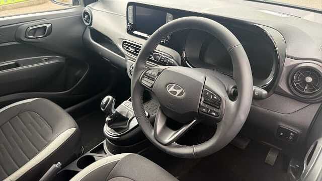 Hyundai i10 1.0 [63] Advance 5dr Auto [Nav] Petrol Hatchback