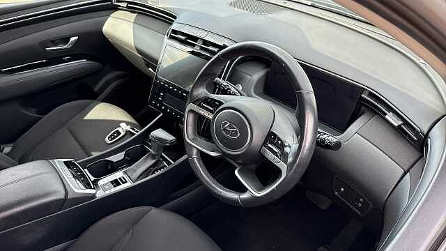 Hyundai TUCSON 1.6 TGDi 48V MHD Premium 5dr 2WD DCT Petrol Estate