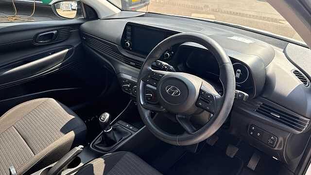 Hyundai I20 1.0T GDi 48V MHD SE Connect 5dr Petrol Hatchback White