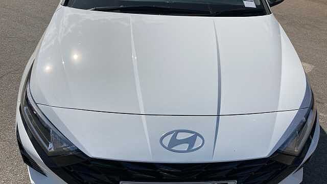 Hyundai I20 1.0T GDi 90 Black Line 5dr DCT Petrol Hatchback Atlas White - Solid