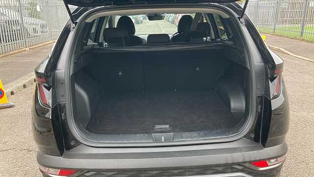 Hyundai TUCSON 1.6 TGDi Premium 5dr 2WD Petrol Estate Black