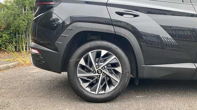 Hyundai TUCSON 1.6 TGDi Premium 5dr 2WD Petrol Estate Black