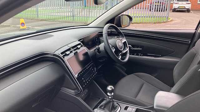 Hyundai TUCSON 1.6 TGDi Premium 5dr 2WD Petrol Estate Black