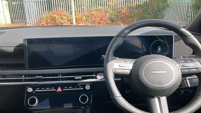 Hyundai TUCSON 1.6T 239 Hybrid Black Line 5dr Auto Hybrid Estate Special Solid - Atlas White