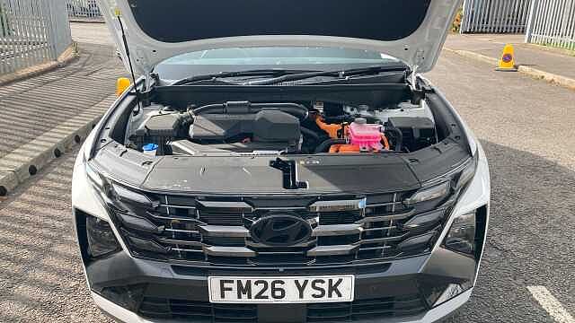 Hyundai TUCSON 1.6T 239 Hybrid Black Line 5dr Auto Hybrid Estate Special Solid - Atlas White