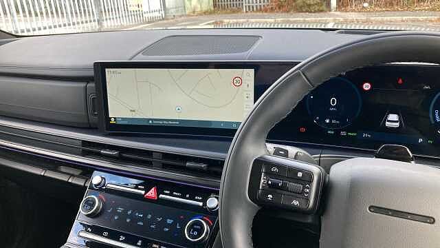 Hyundai SANTA FE 1.6 TGDi PHEV Calligraphy 5dr 4WD Auto [6 Seats] Estate Typhoon Silver - Metallic