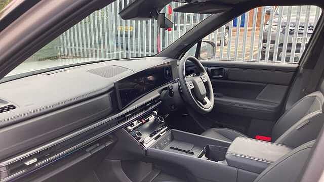 Hyundai SANTA FE 1.6 TGDi PHEV Calligraphy 5dr 4WD Auto [6 Seats] Estate Typhoon Silver - Metallic
