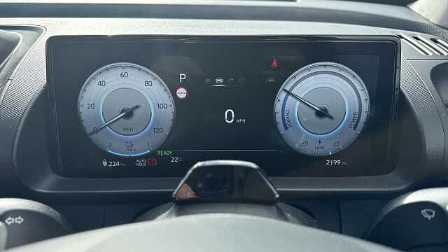 Hyundai INSTER 85kW 02 49kWh 5dr Auto Electric Hatchback Natural Ivory - Solid