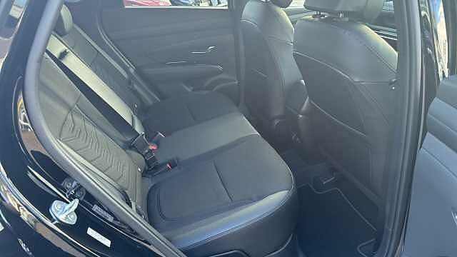Hyundai TUCSON 1.6T 239 Hybrid Black Line 5dr Auto Hybrid Estate