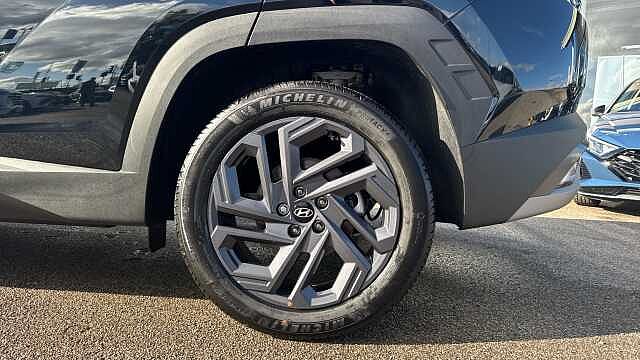 Hyundai TUCSON 1.6T 239 Hybrid Black Line 5dr Auto Hybrid Estate