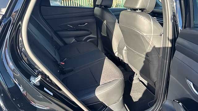Hyundai TUCSON 1.6T 239 Hybrid Black Line 5dr Auto Hybrid Estate