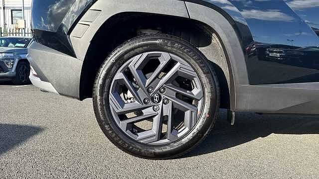 Hyundai TUCSON 1.6T 239 Hybrid Black Line 5dr Auto Hybrid Estate
