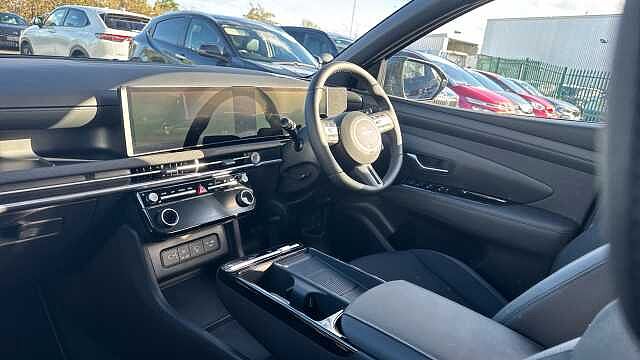Hyundai TUCSON 1.6T 239 Hybrid Black Line 5dr Auto Hybrid Estate