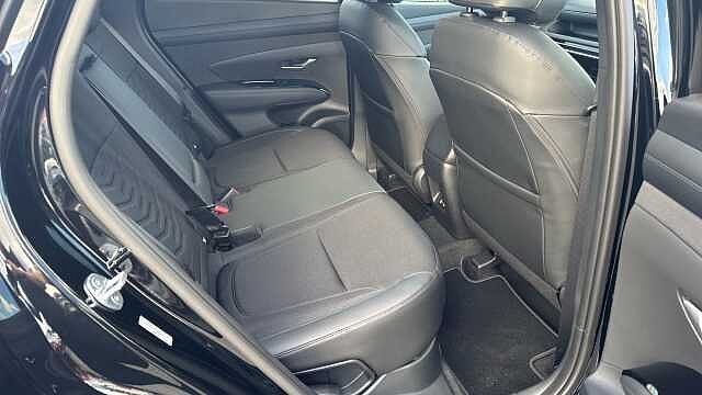 Hyundai TUCSON 1.6T 239 Hybrid Black Line 5dr Auto Hybrid Estate