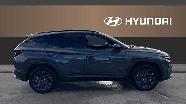 Hyundai TUCSON 1.6T 239 Hybrid Black Line 5dr Auto Hybrid Estate