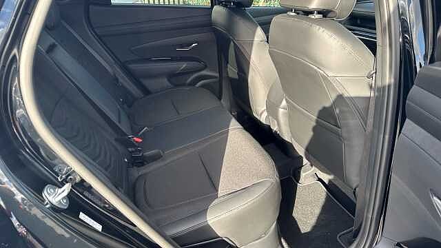 Hyundai TUCSON 1.6T 239 Hybrid Black Line 5dr Auto Hybrid Estate