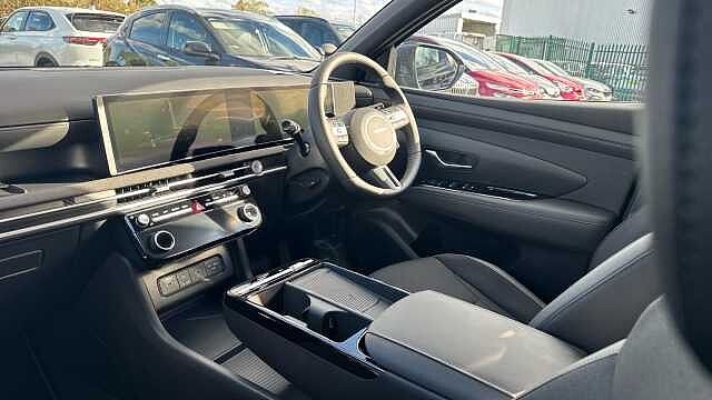 Hyundai TUCSON 1.6T 239 Hybrid Black Line 5dr Auto Hybrid Estate