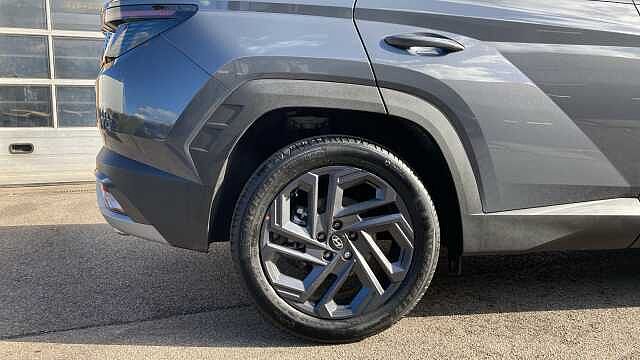Hyundai TUCSON 1.6T 239 Hybrid Black Line 5dr Auto Hybrid Estate