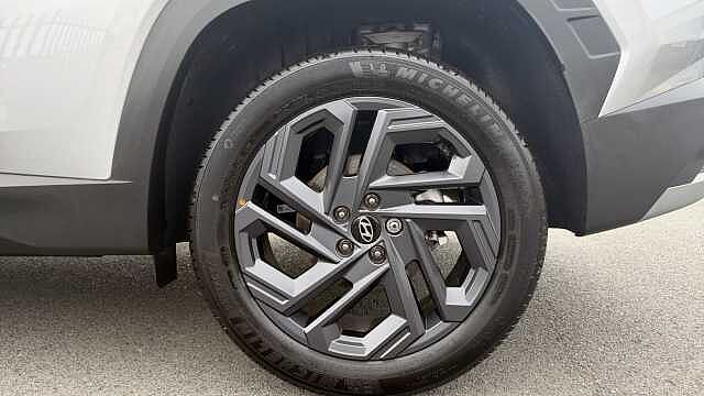 Hyundai TUCSON 1.6T 239 Hybrid Black Line 5dr Auto Hybrid Estate
